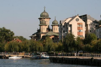 Flusskreuzfahrt ins Donaudelta Flusskreuzfahrt ins Donaudelta